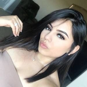 Meet your Posher, Odalis